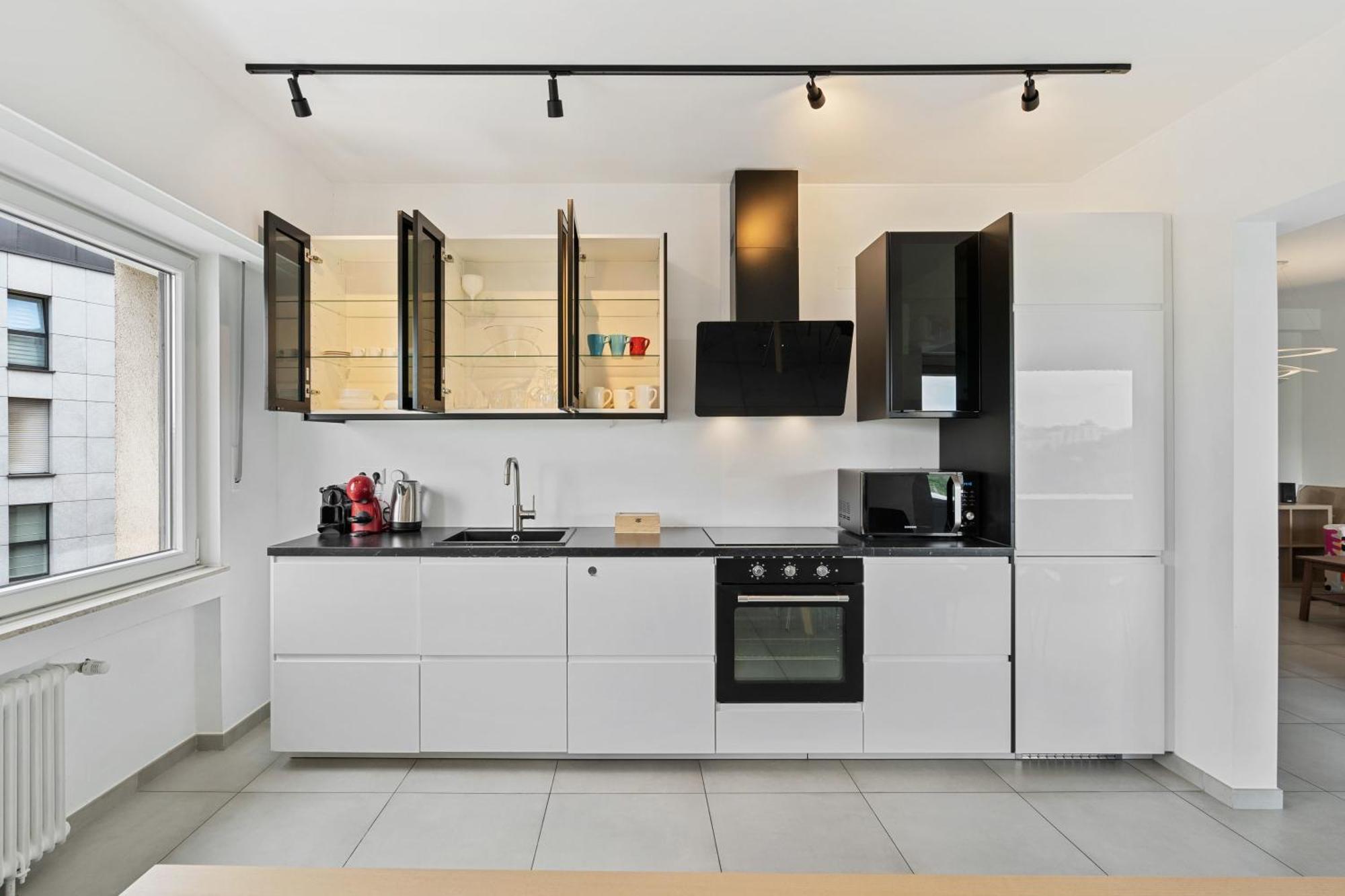 Central Lux 2Br Apt With City Views & Balcony Люксембург Екстериор снимка