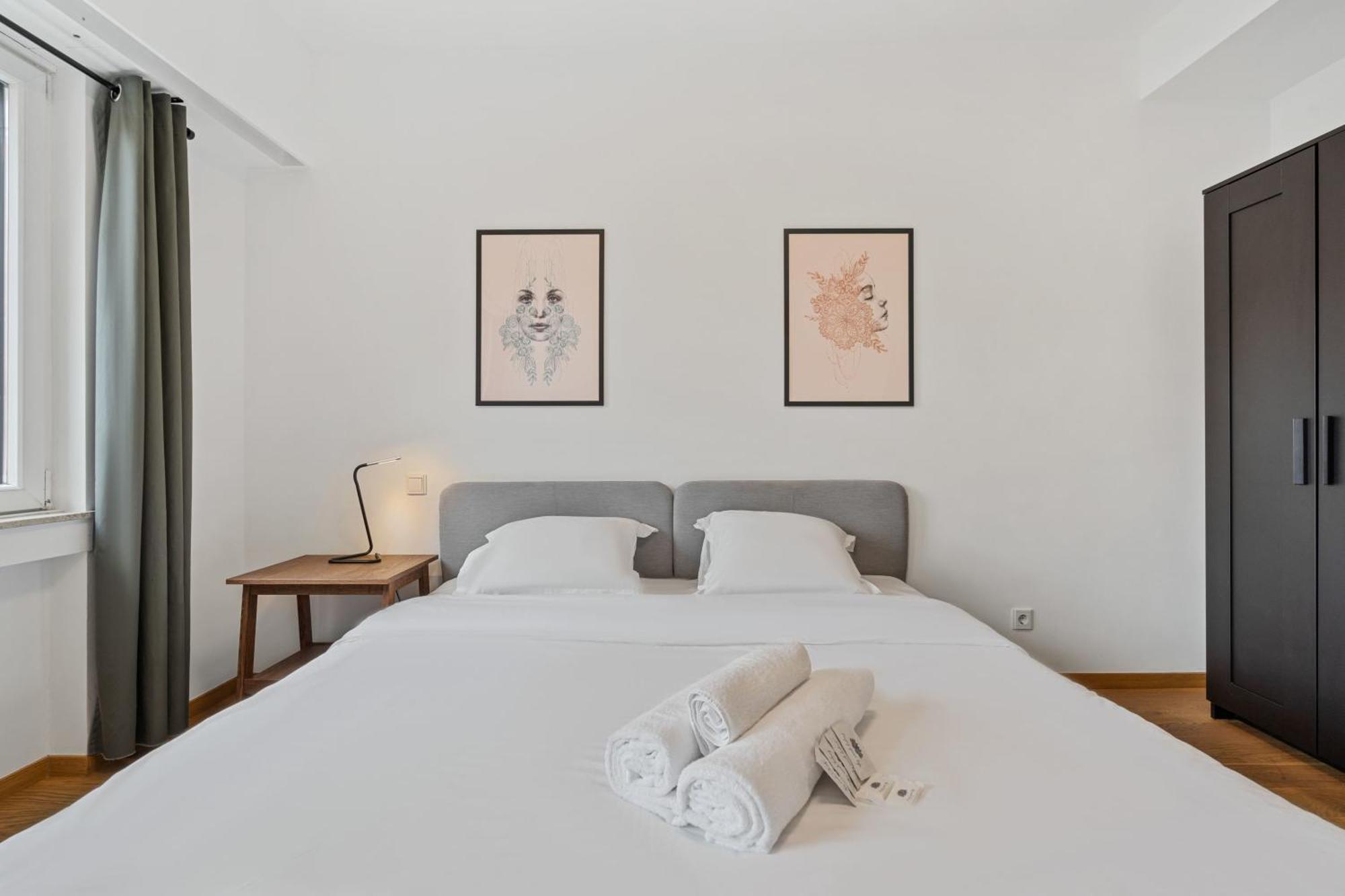 Central Lux 2Br Apt With City Views & Balcony Люксембург Екстериор снимка