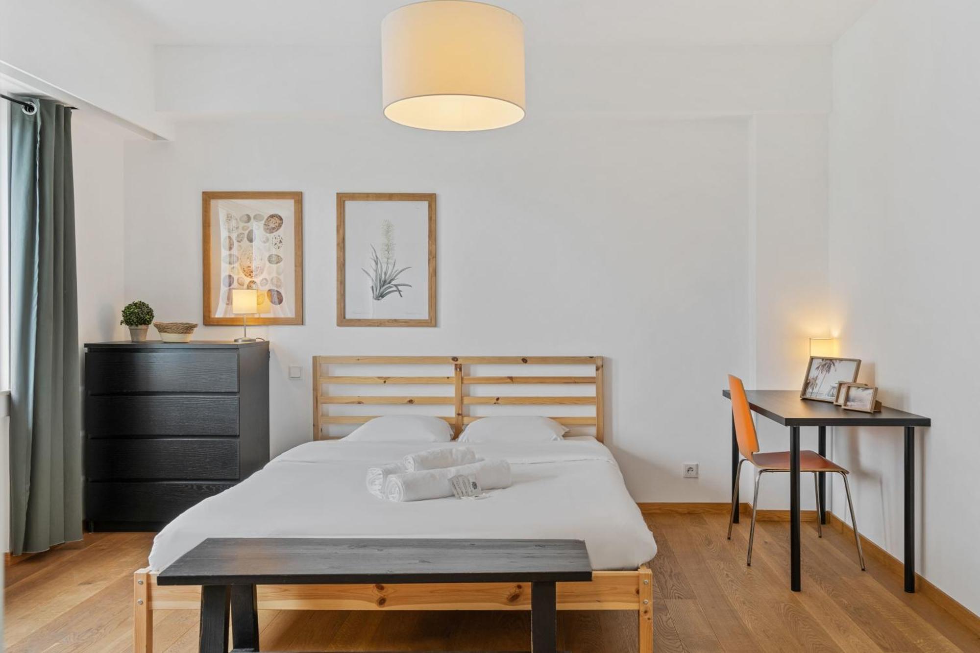 Central Lux 2Br Apt With City Views & Balcony Люксембург Екстериор снимка