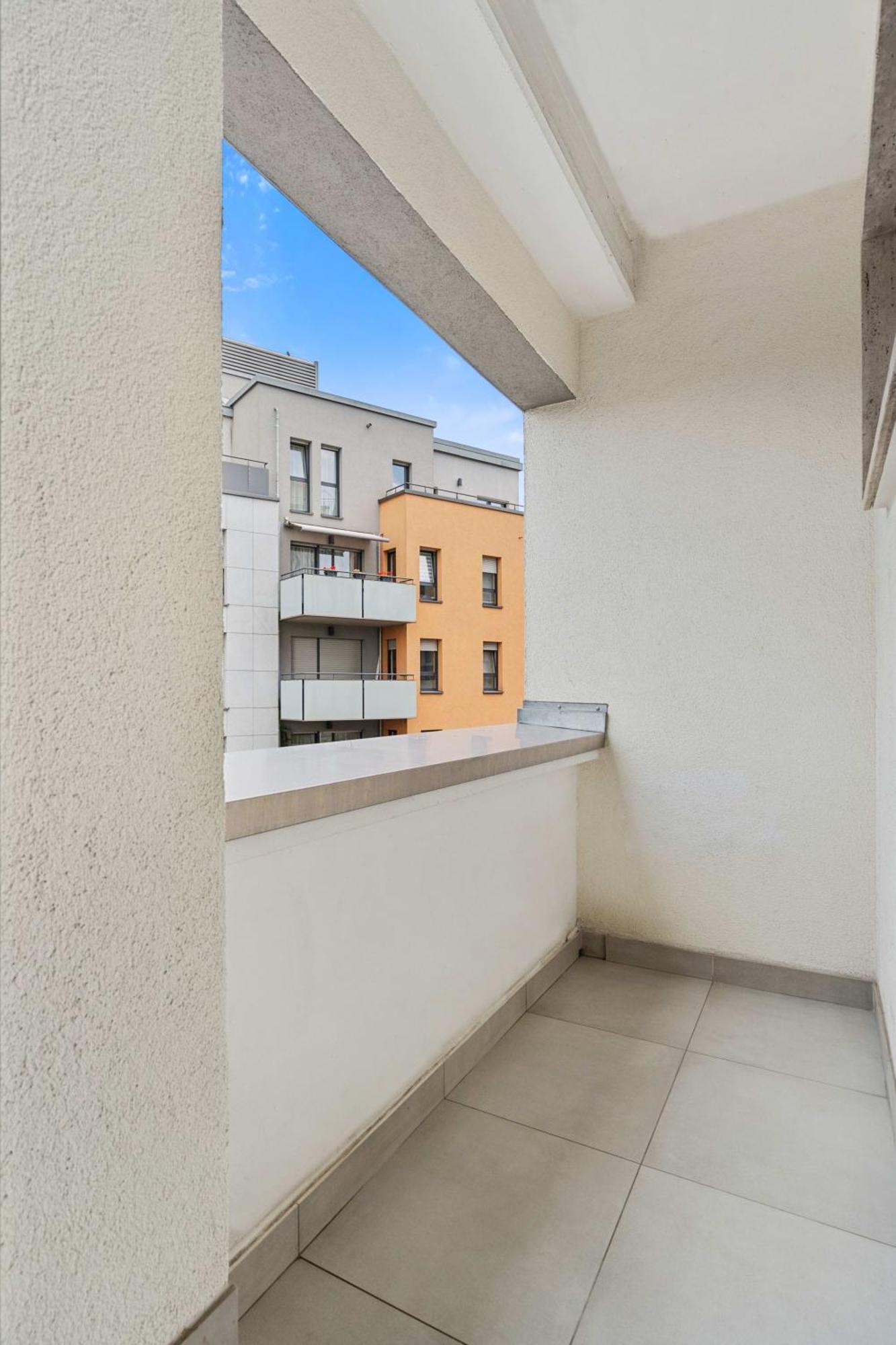 Central Lux 2Br Apt With City Views & Balcony Люксембург Екстериор снимка